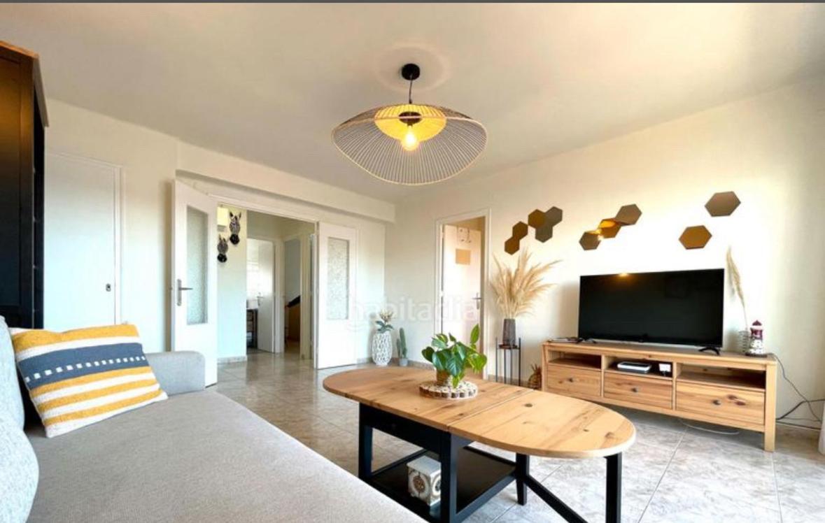 Marbella Apartment Cambrils Bagian luar foto